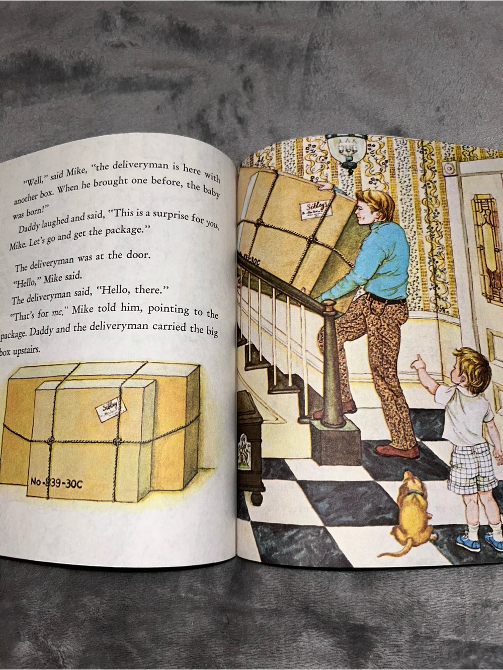 Little Golden Book, The New Baby, 1975, #306-53 - Picture 7 of 10